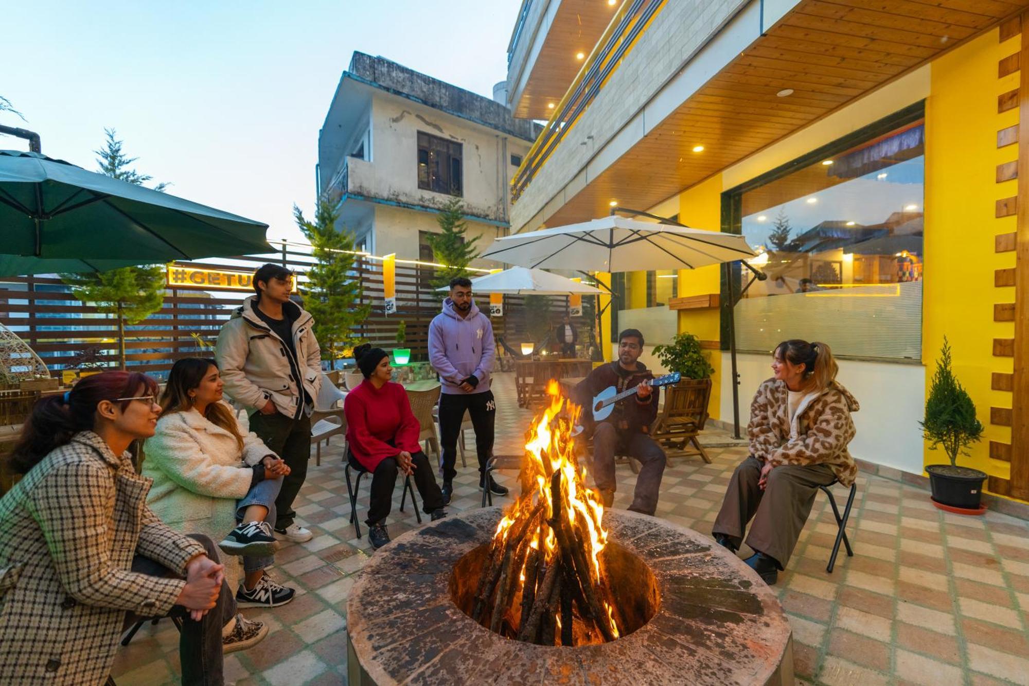 The Hosteller Mcleodganj, Bhagsu McLeod Ganj Extérieur photo